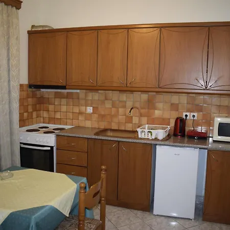 Isabela Apartments-3