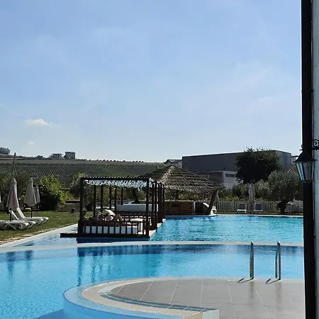 Vinea Resort-3
