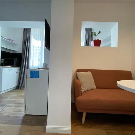 Central Studio Apartments-3