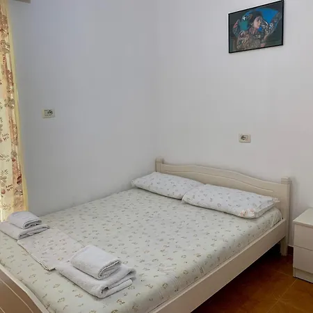 Vaso Apts-3