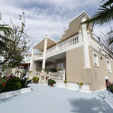 Guest House Narta-3