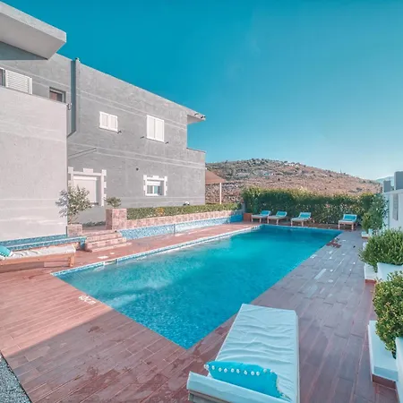 Le Gjero Luxury Villa-2