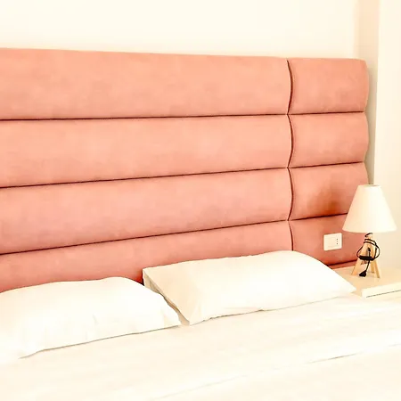 Luna Rooms & Apartments-3