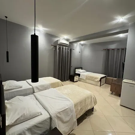 Hotel Kaloshi-3