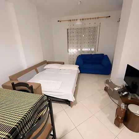 Gerald'S Central Apartments-2