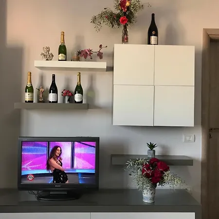 Queen Isabella Premium-3