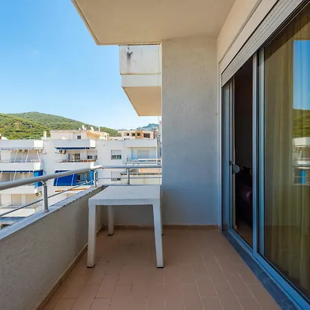 Belleview Apartment 4-2
