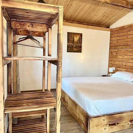 Sandri Country Inn-3