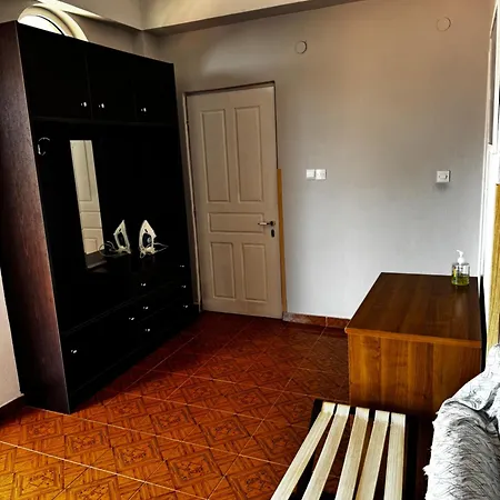 Emilios House-2