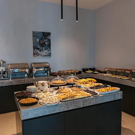 Mazarine Hotel, Vlore, Albania-2