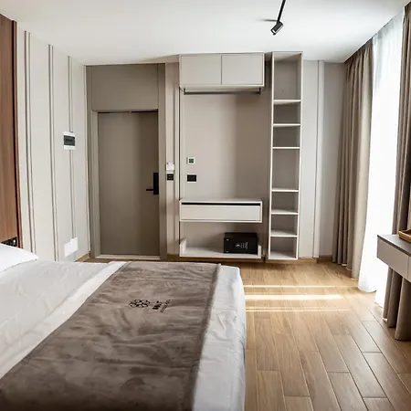 Bolt Boutique Hotel-3