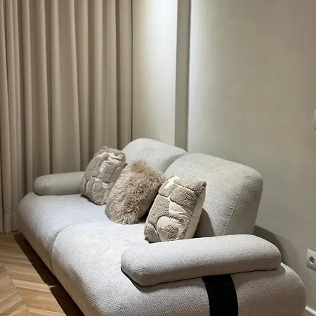 Square Inn Garden Aparthotel-3