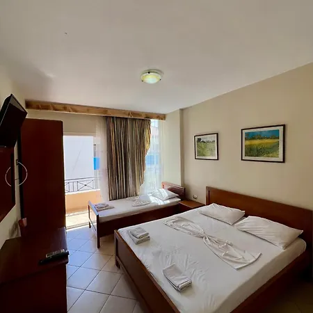 Hotel Veli-2