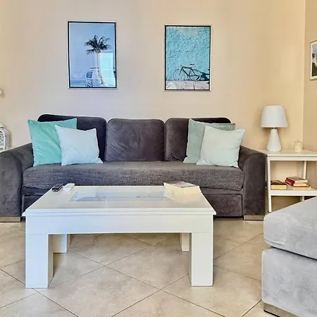 Blue Spacious Sea View Apartment-3