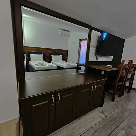 Hotel Agron-3