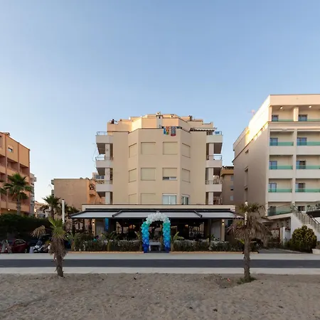 Comfortable Apartment Next To The Beach-3
