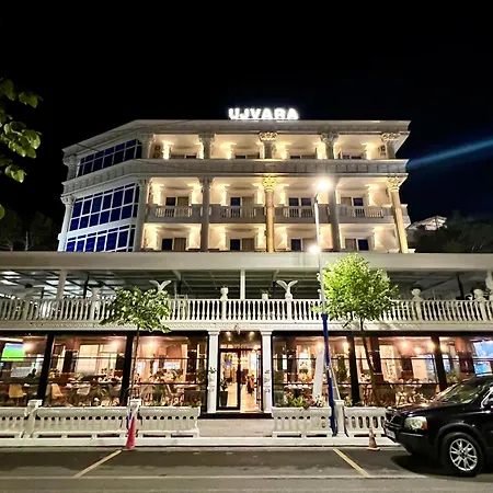 Ujvara Hotel-3