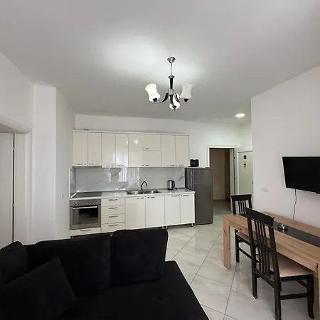 Leo Apartament-3