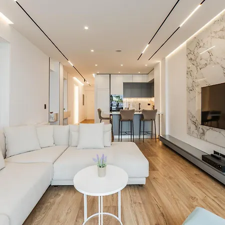 Belleview Apartment 1-3