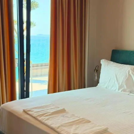 Azar Luxury Suites-3