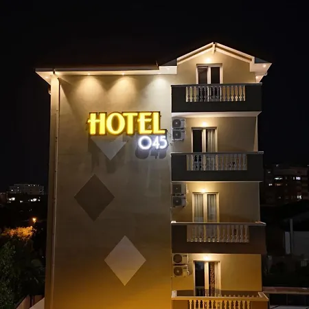 Hotel 045-3