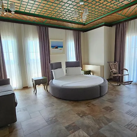 Hotel Sarajet E Pashait 2-3