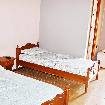 Hotel Nika Radhime-2