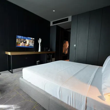 The Central View Boutique Hotel-3