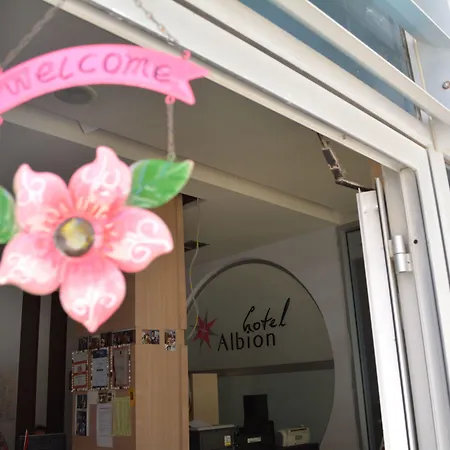 Hotel Albion-2