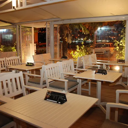 Hotel Mano-2