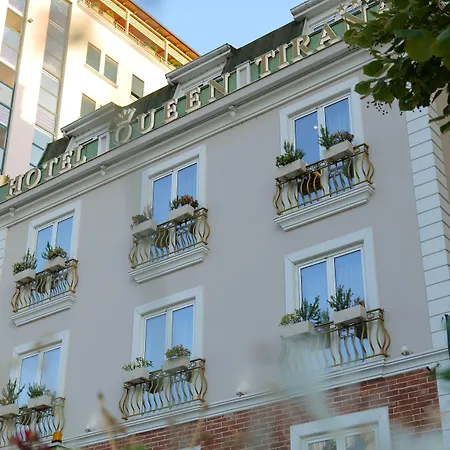 Hotel Queen-3