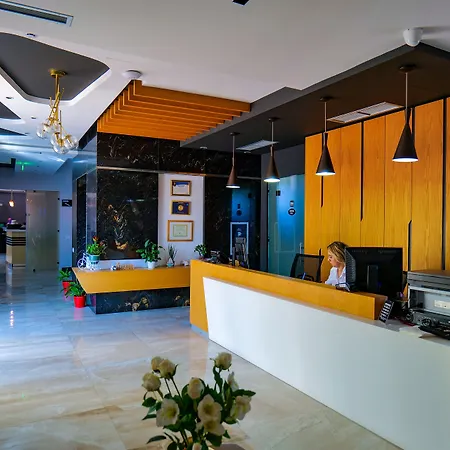 Lord Hotel-2