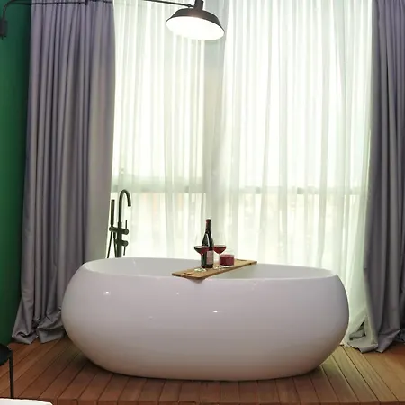 Ambassador Skyline Apartments-3