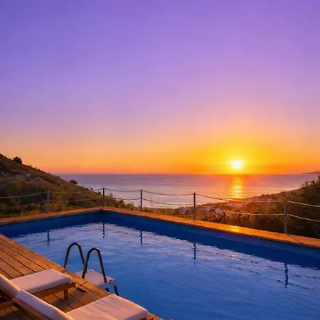 Grand Seaview Apartments-2