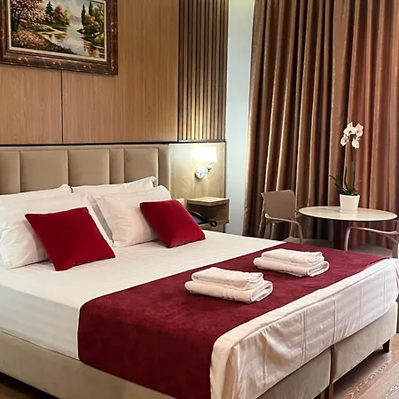 Class Hotel-2