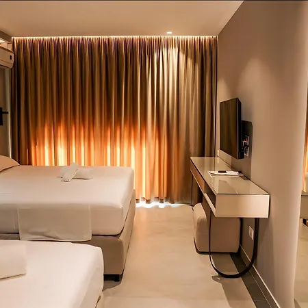 Hotel President-3