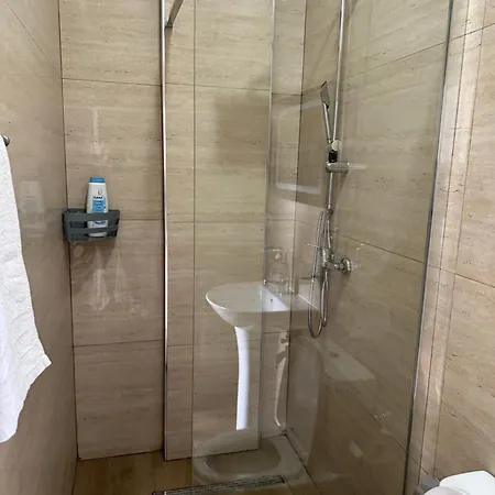 Auto Tana Guest House-2