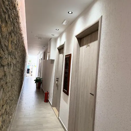 Hotel Mesun Himare-3
