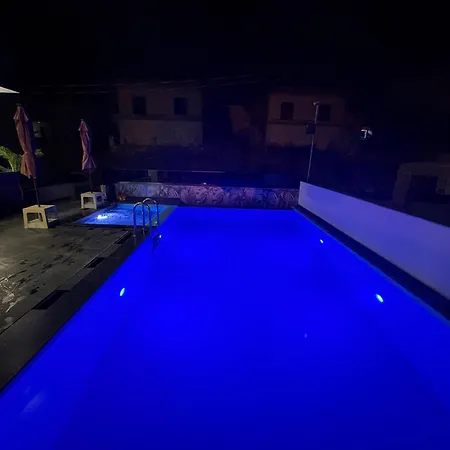 Hotel Roas Ksamil-2
