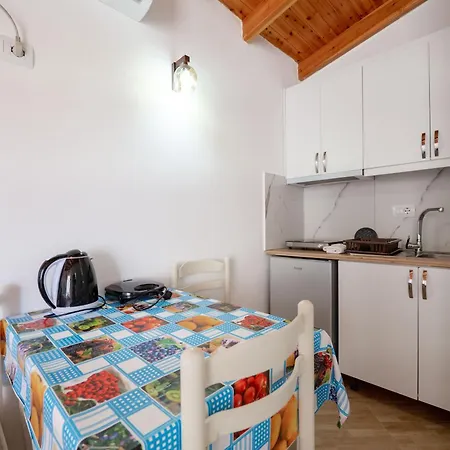 Nino'S Rooms-2