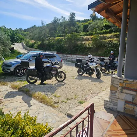 Guest House Pashollari-2