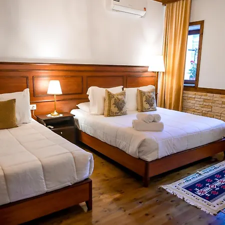Hotel Gjirokastra-2