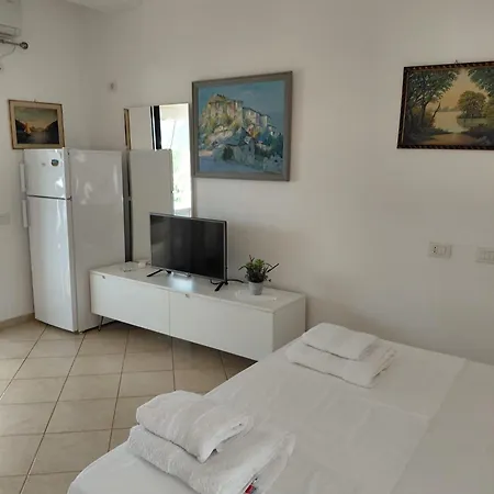 Monda Apartments Dhermi-3