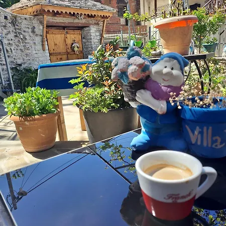 "Villa 70" Guesthouse-2