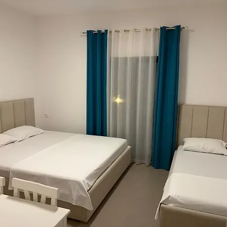 Vila Lazri-2