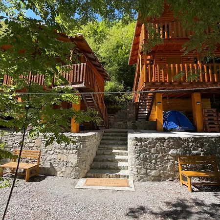 Guri I Lekes Guesthouse-2