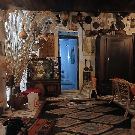 Edward Lear - Heritage Guest House-2