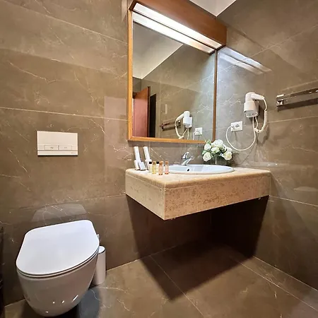Chateau Linza Resort-3