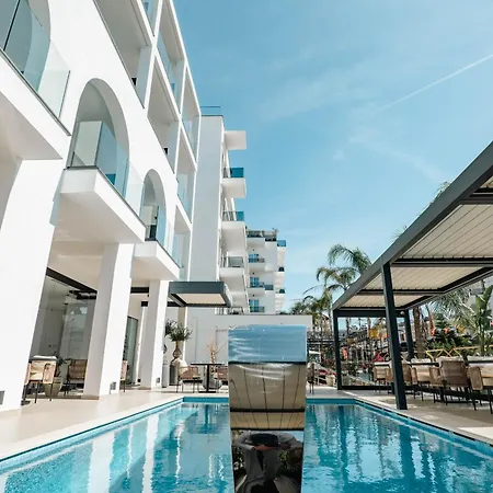 Colosseum Hotel-3