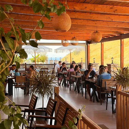 Karos Hotel Llaman-2